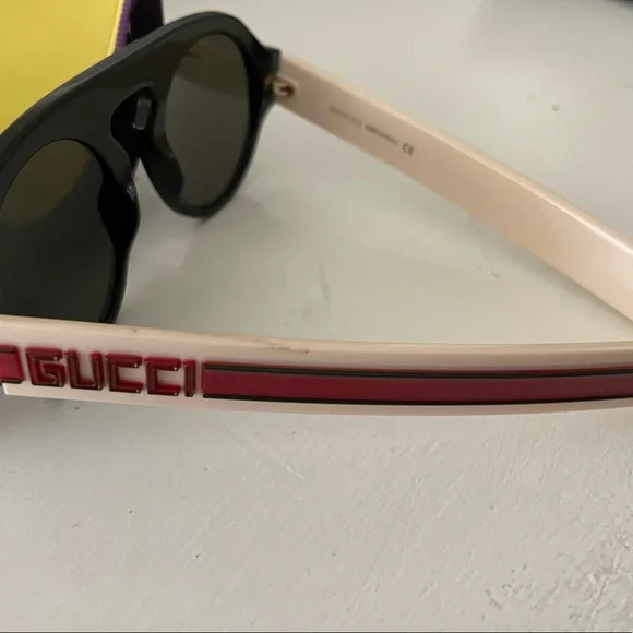 Gucci Women\'s Sunglasses Full Inclusion With Case,  Dust Cloth, and Dust bag NWT Gucci sunglasses dust bag - Gem main image 3